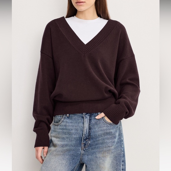 Good American Sweaters - Good American Relaxed Deep V-neck Sweater